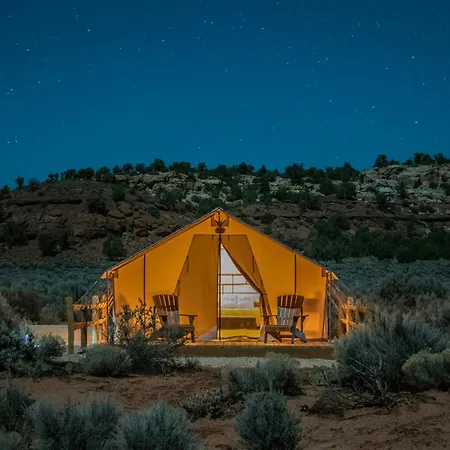 Basecamp 37° Hotel